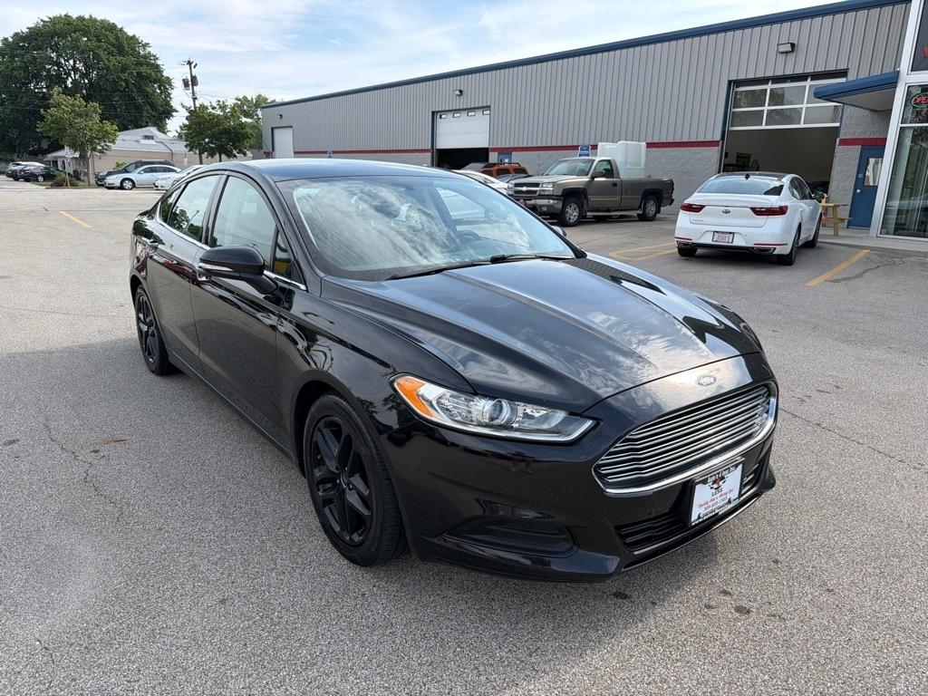 Ford Fusion 4dr Sdn SE FWD 2015