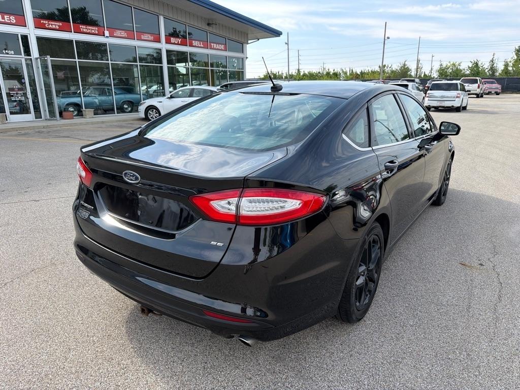 Ford Fusion 4dr Sdn SE FWD 2015