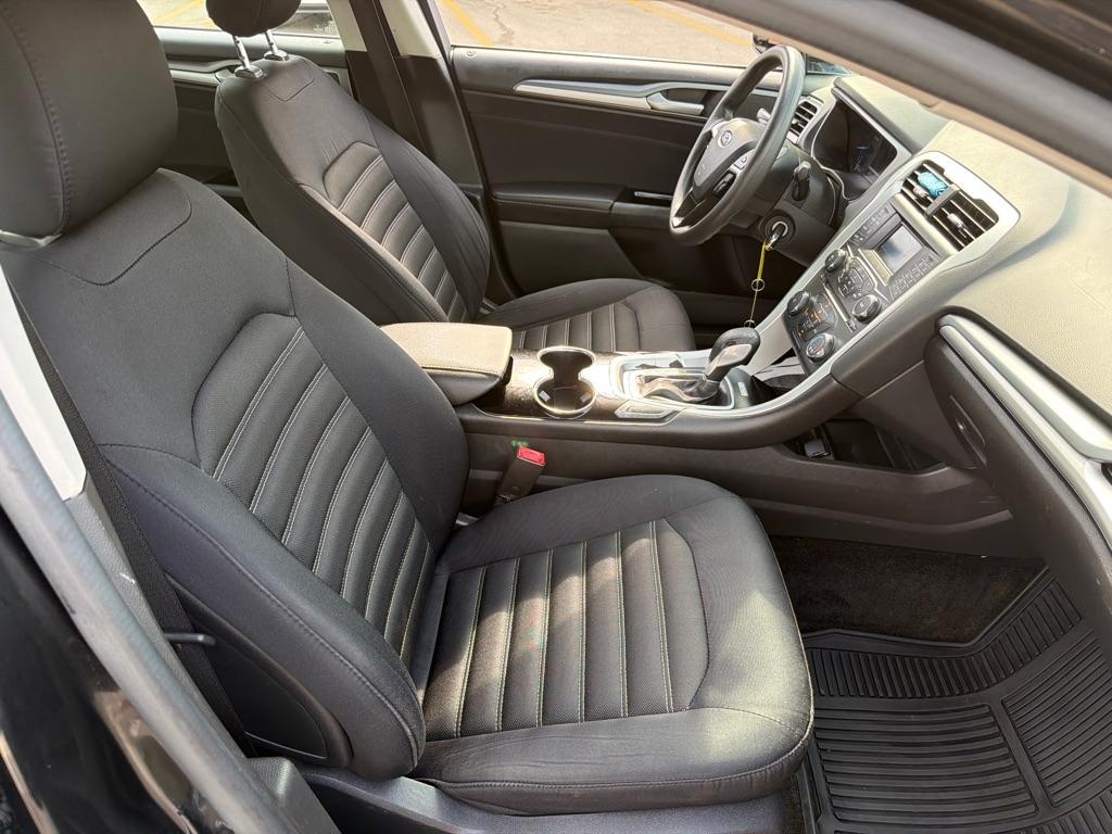 Ford Fusion 4dr Sdn SE FWD 2015