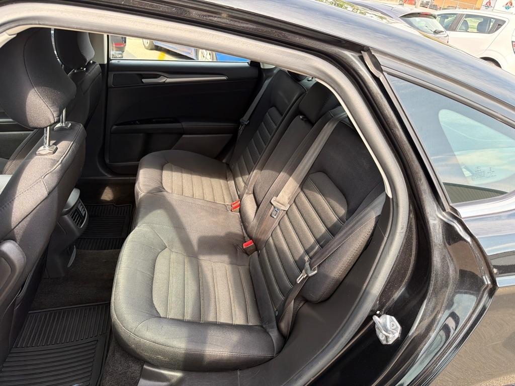 Ford Fusion 4dr Sdn SE FWD 2015