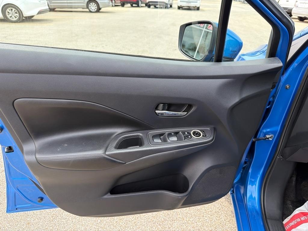 Nissan Versa SV CVT 2020