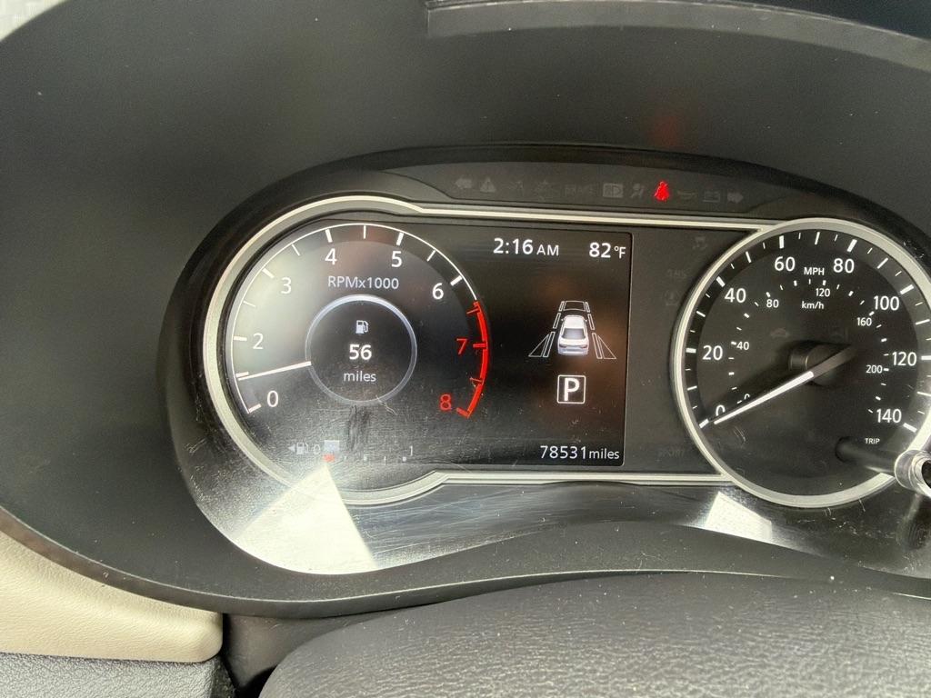 Nissan Versa SV CVT 2020