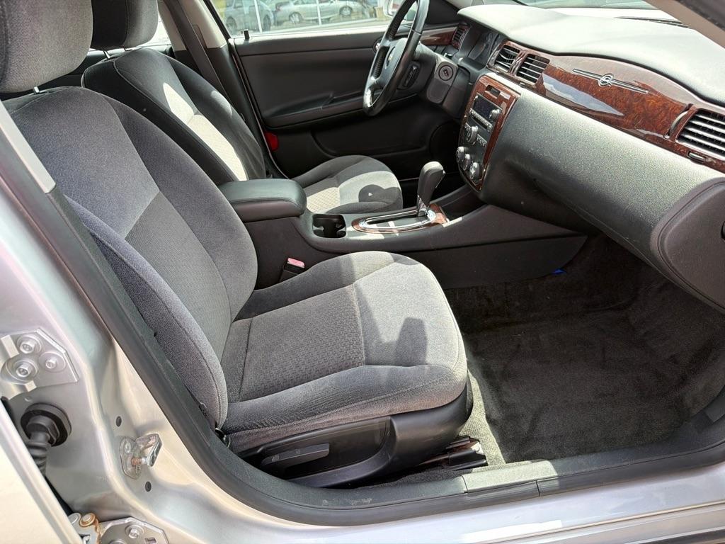 Chevrolet Impala 4dr Sdn LS Fleet 2011