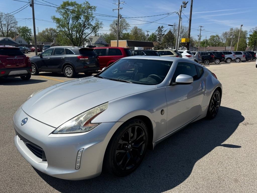Nissan 370Z 2dr Cpe Auto 2015