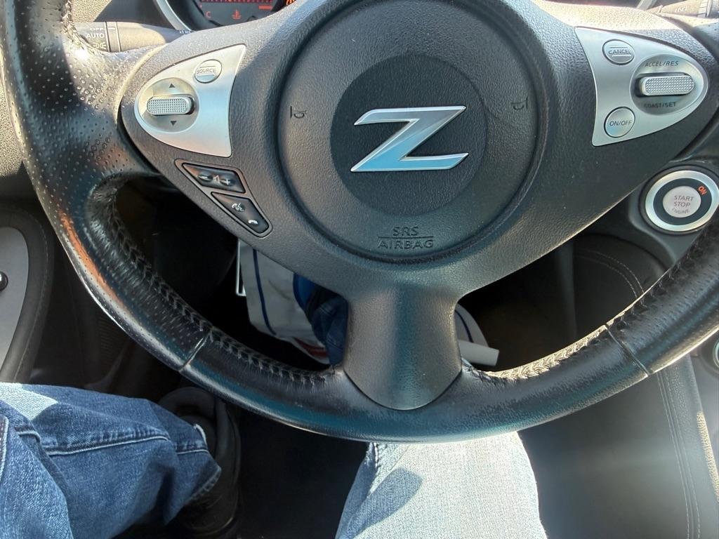 Nissan 370Z 2dr Cpe Auto 2015