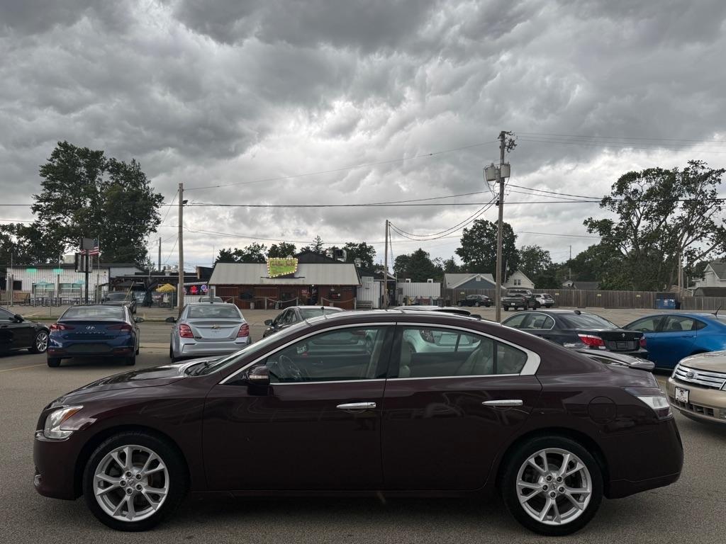 Nissan Maxima 4dr Sdn 3.5 SV w/Premium Pkg 2014
