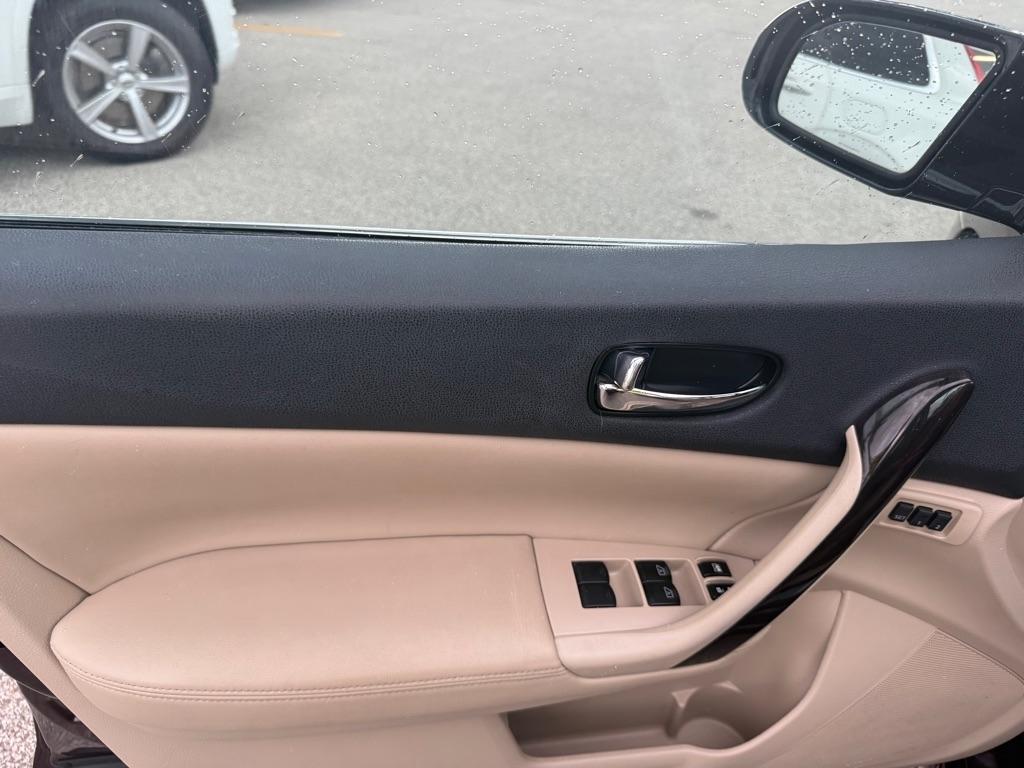 Nissan Maxima 4dr Sdn 3.5 SV w/Premium Pkg 2014