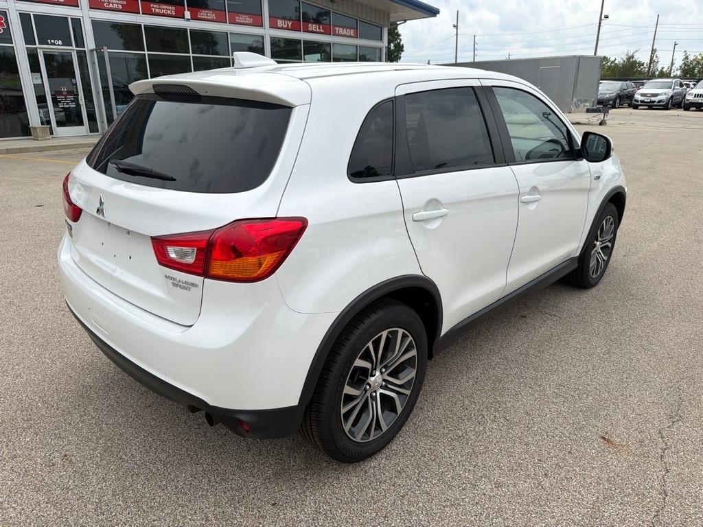 Mitsubishi Outlander Sport ES 2.0 CVT 2017