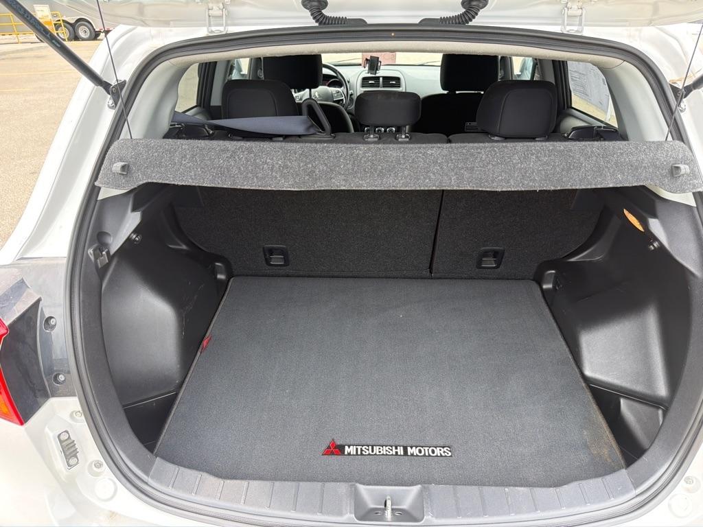 Mitsubishi Outlander Sport ES 2.0 CVT 2017