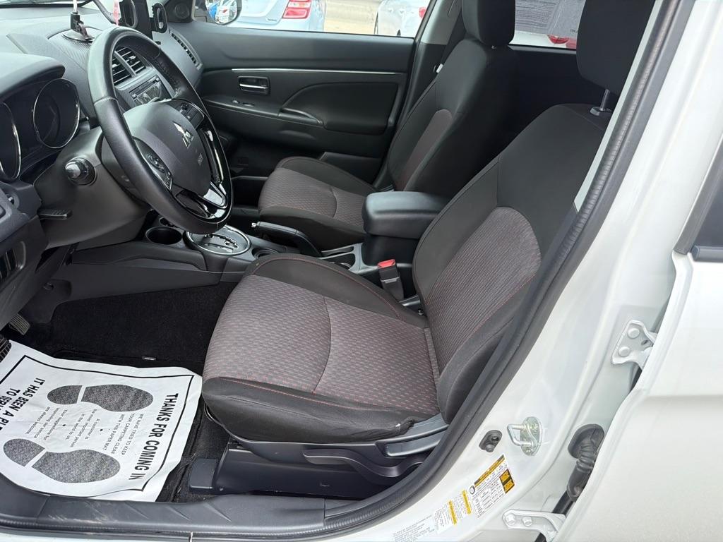 Mitsubishi Outlander Sport ES 2.0 CVT 2017
