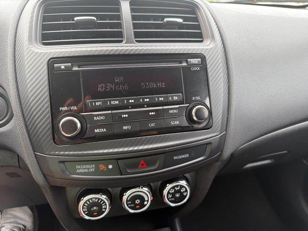 Mitsubishi Outlander Sport ES 2.0 CVT 2017