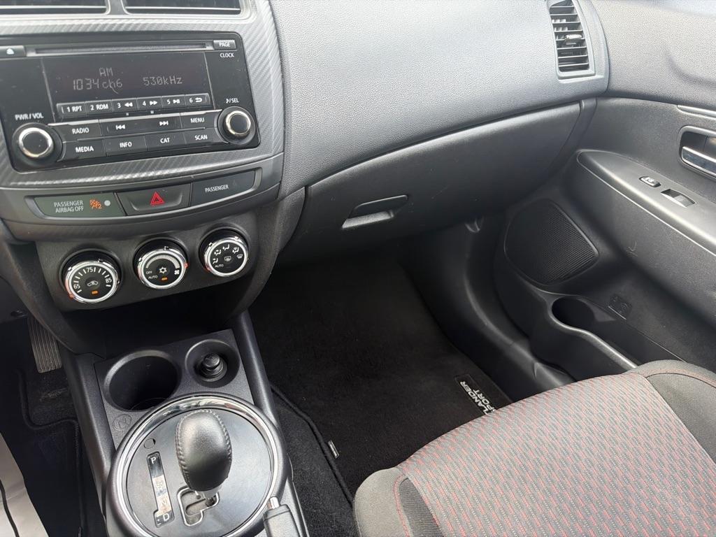 Mitsubishi Outlander Sport ES 2.0 CVT 2017