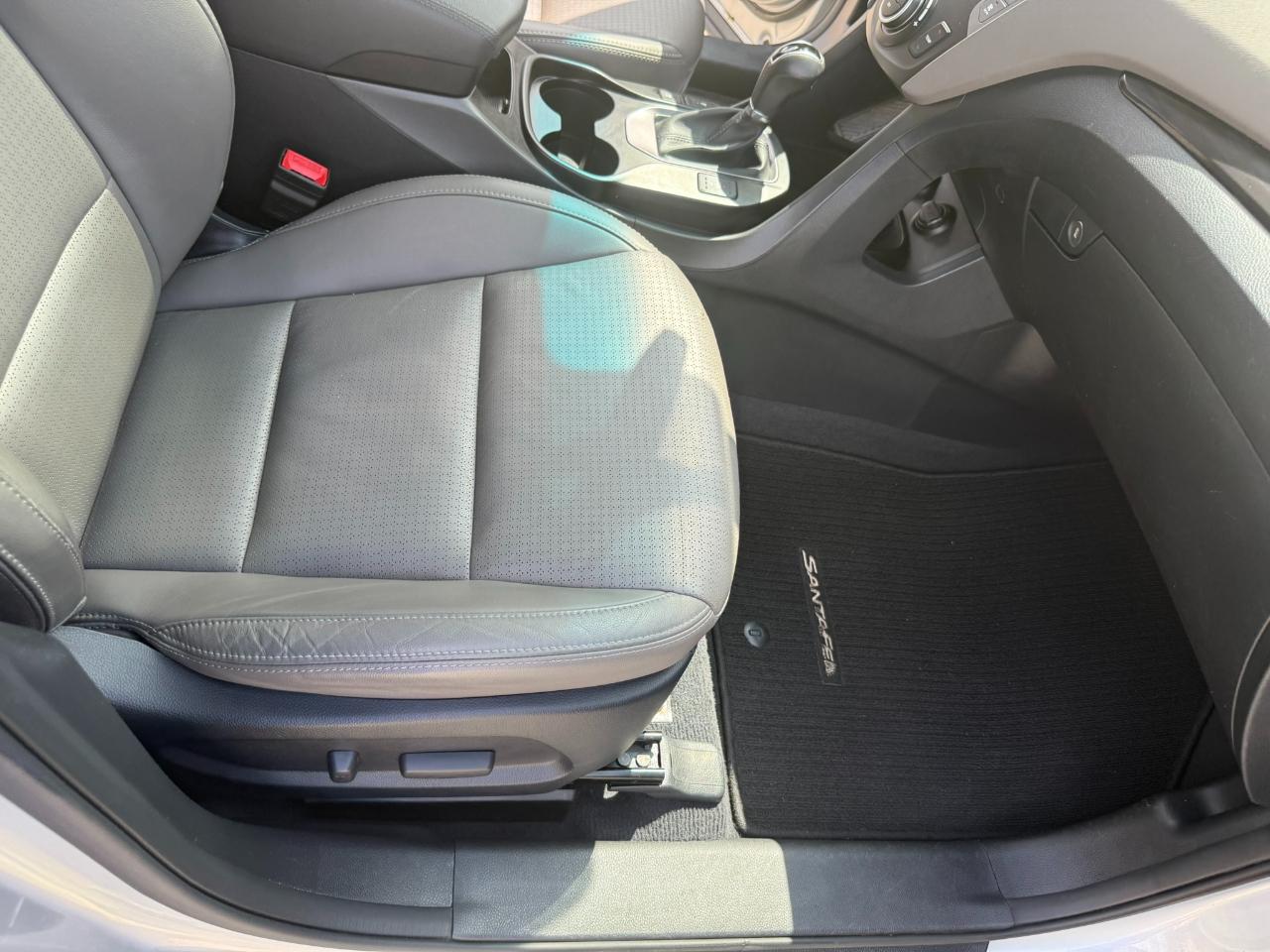 Hyundai Santa Fe AWD 4dr Limited *Ltd Avail* 2014