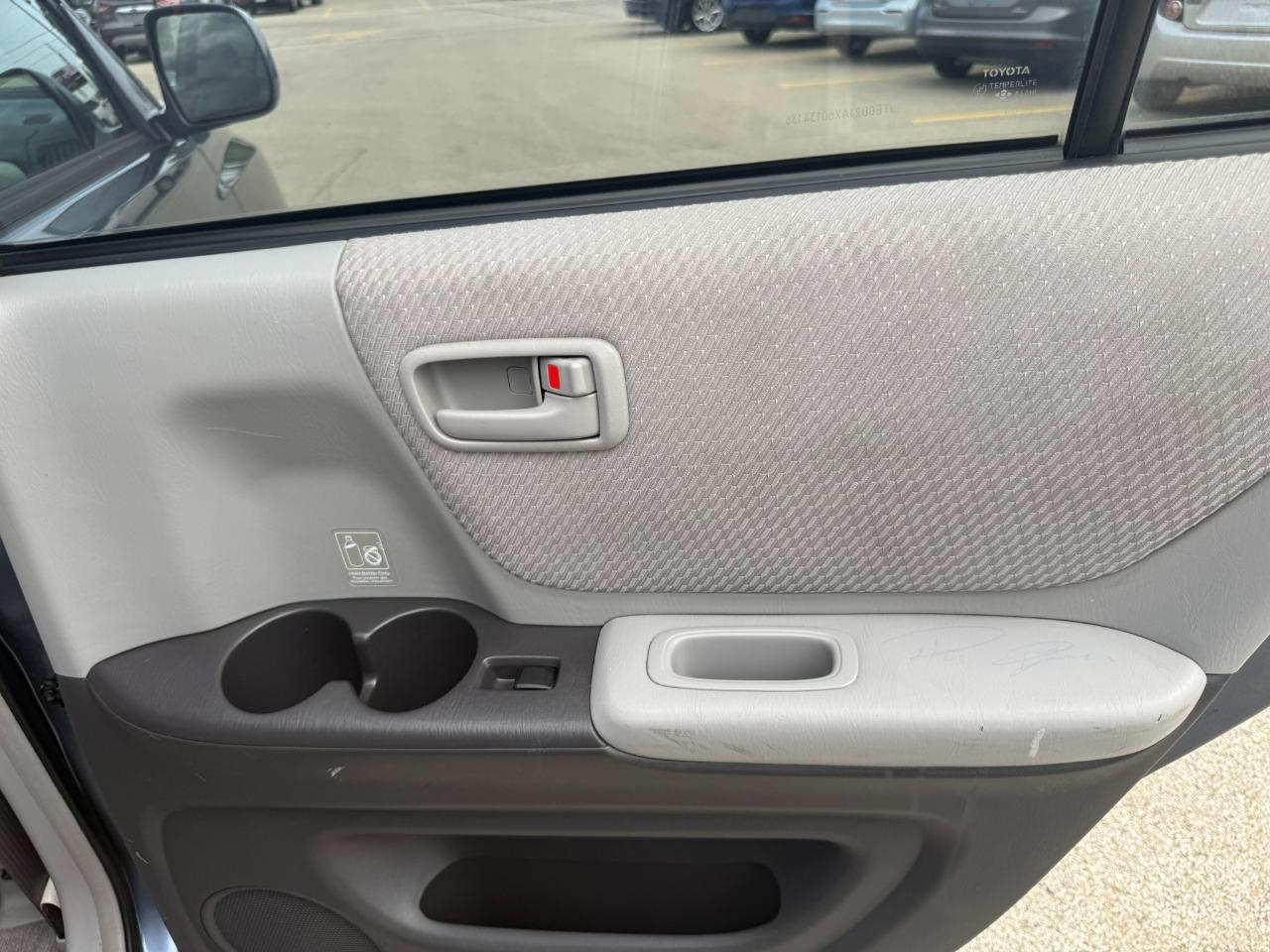 Toyota Highlander 4dr 4-Cyl (Natl) 2006