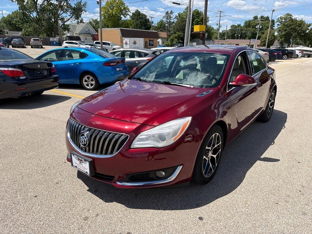 Buick Regal 4dr Sdn Sport Touring FWD 2017