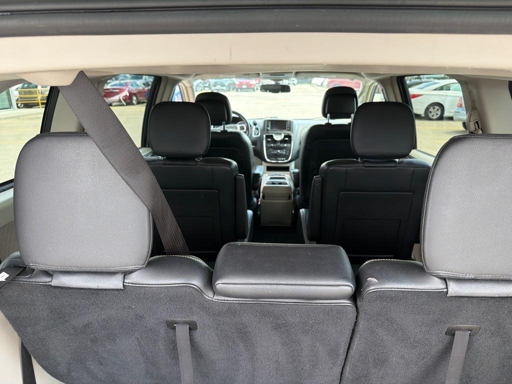 Chrysler Town & Country 4dr Wgn Touring 2014