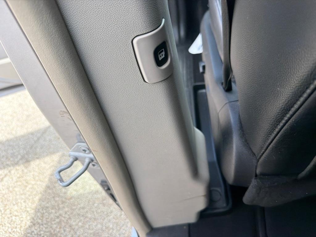 Chrysler Town & Country 4dr Wgn Touring 2014