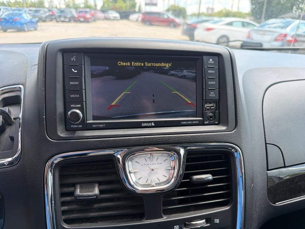 Chrysler Town & Country 4dr Wgn Touring 2014