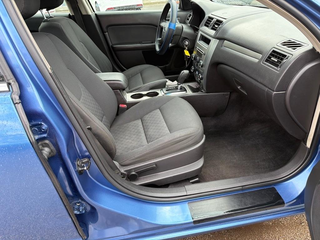 Ford Fusion 4dr Sdn SE FWD 2010