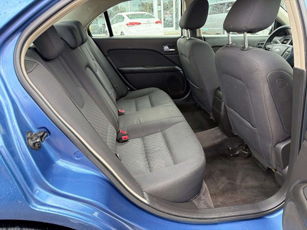 Ford Fusion 4dr Sdn SE FWD 2010