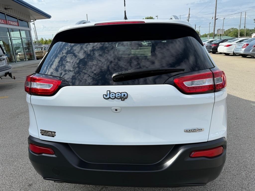 Jeep Cherokee FWD 4dr Latitude 2016
