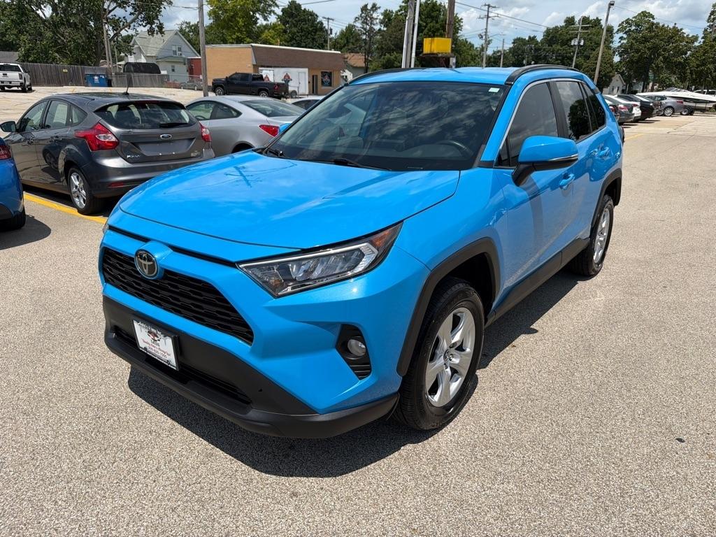 Toyota RAV4 XLE AWD (Natl) 2020
