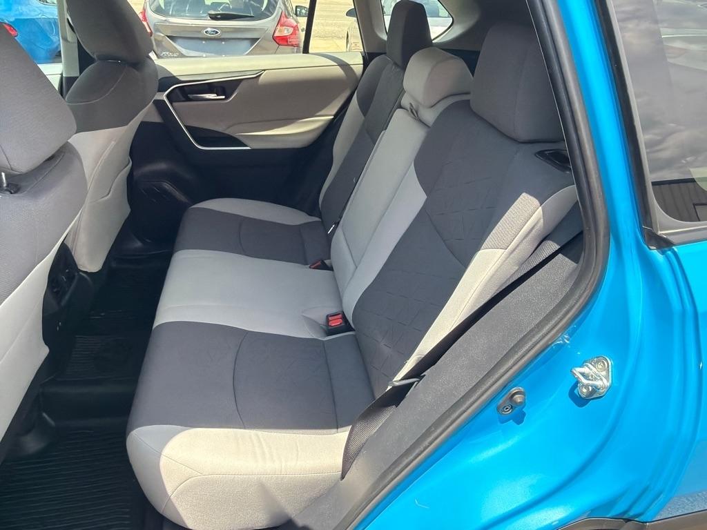 Toyota RAV4 XLE AWD (Natl) 2020
