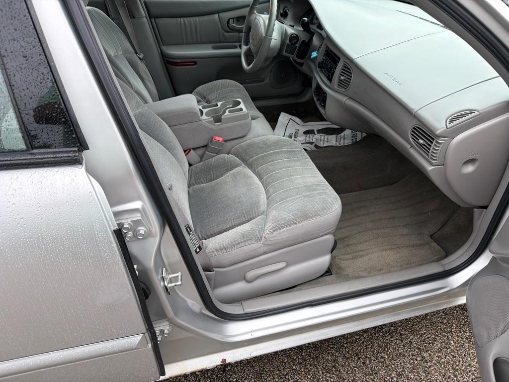 Buick Century 4dr Sdn Custom 2005
