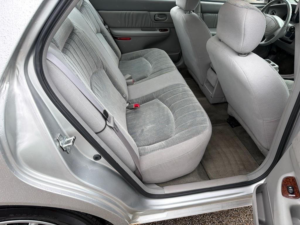 Buick Century 4dr Sdn Custom 2005