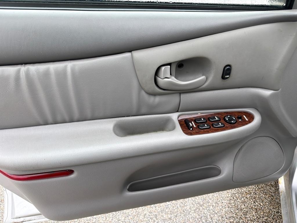 Buick Century 4dr Sdn Custom 2005