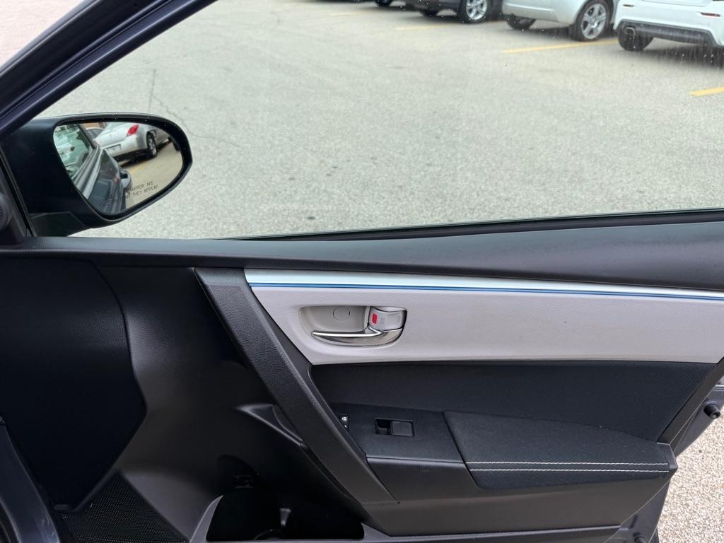 Toyota Corolla 4dr Sdn CVT S w/Special Edition Pkg (Natl) 2016