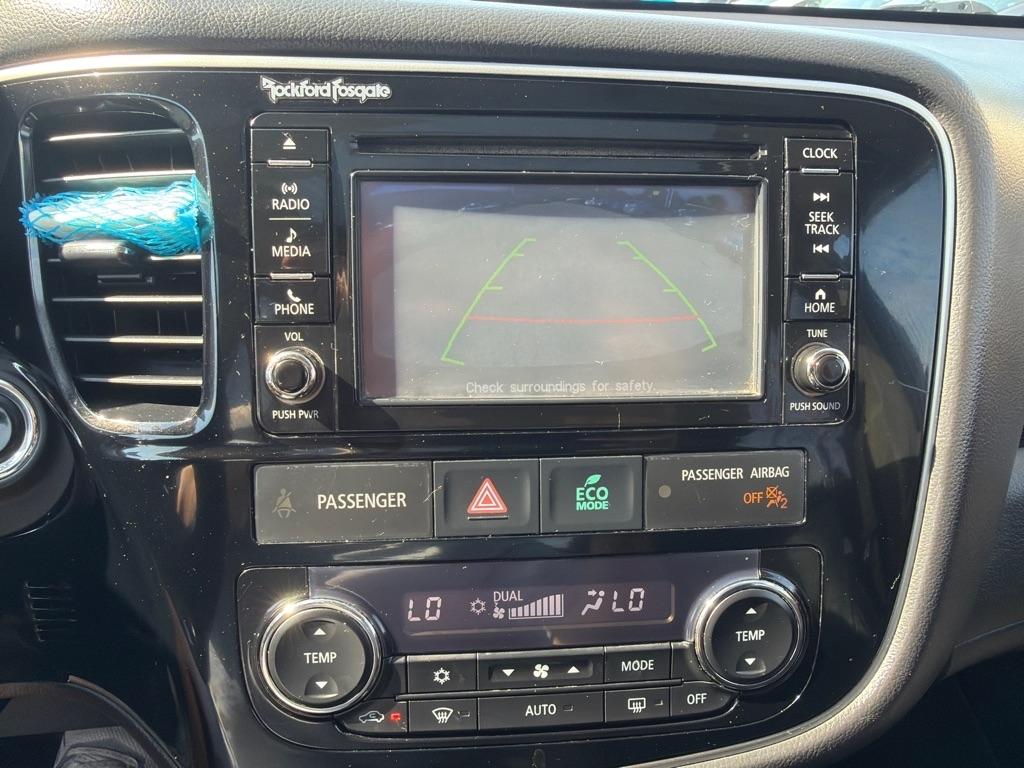 Mitsubishi Outlander 2WD 4dr SEL 2016