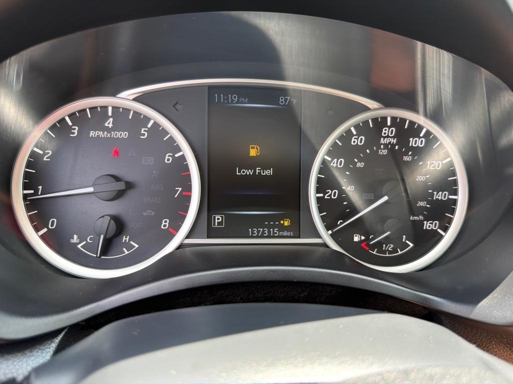 Nissan Sentra 4dr Sdn I4 CVT SV 2016