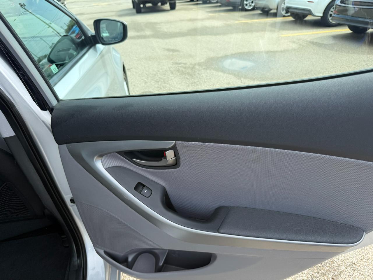 Hyundai Elantra 4dr Sdn Auto GLS (Ulsan Plant) 2012