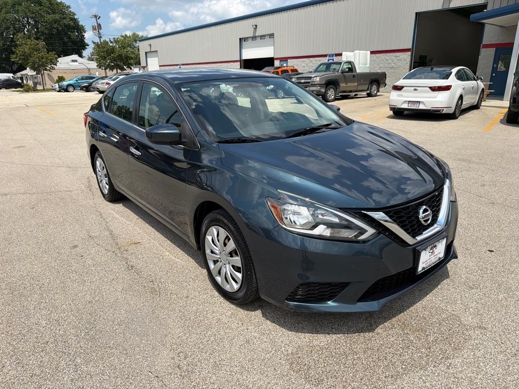 Nissan Sentra 4dr Sdn I4 CVT SV 2016
