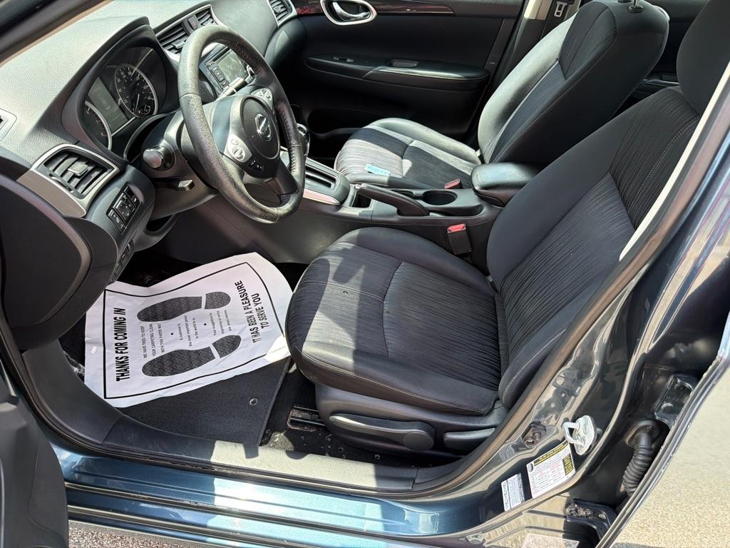Nissan Sentra 4dr Sdn I4 CVT SV 2016