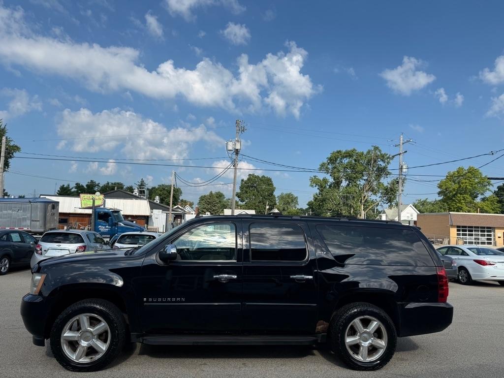 Chevrolet Suburban 4WD 4dr 1500 LTZ 2008