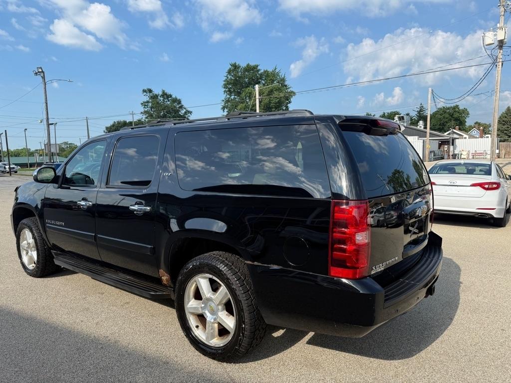 Chevrolet Suburban 4WD 4dr 1500 LTZ 2008