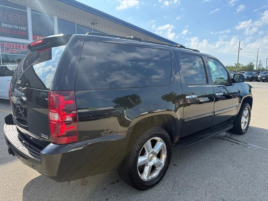 Chevrolet Suburban 4WD 4dr 1500 LTZ 2008