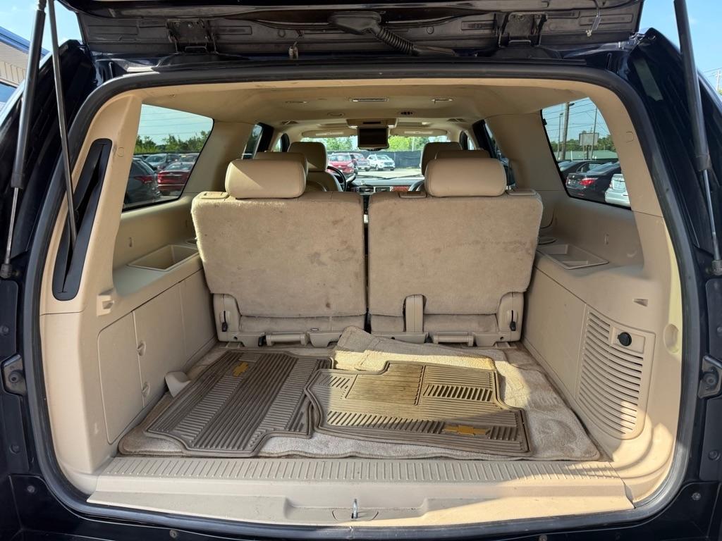 Chevrolet Suburban 4WD 4dr 1500 LTZ 2008