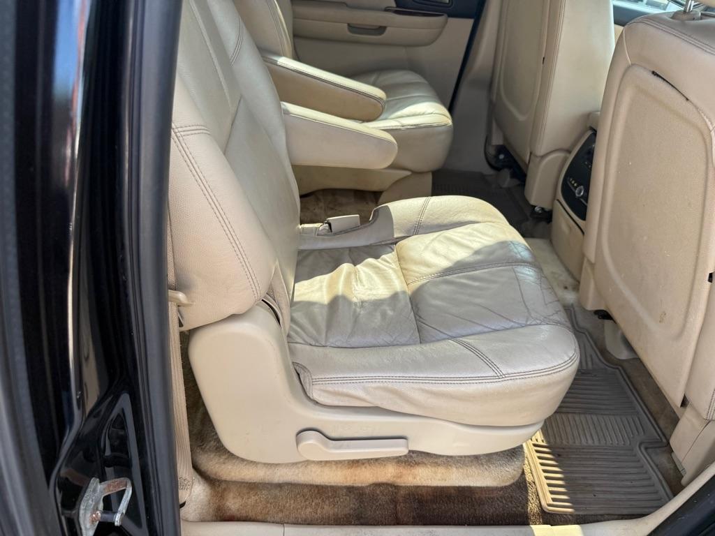 Chevrolet Suburban 4WD 4dr 1500 LTZ 2008