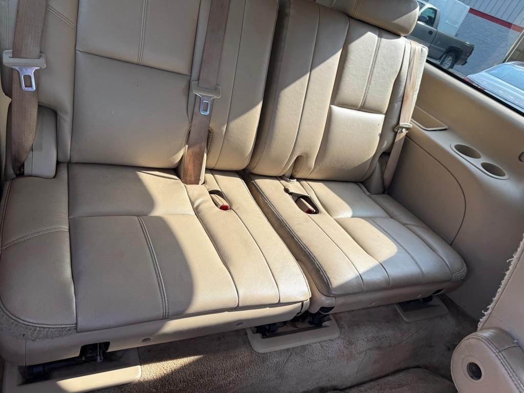 Chevrolet Suburban 4WD 4dr 1500 LTZ 2008