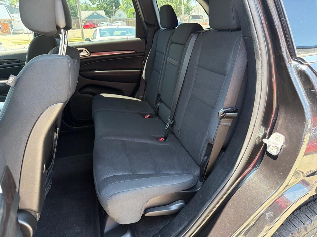 Jeep Grand Cherokee 4WD 4dr Laredo 2012