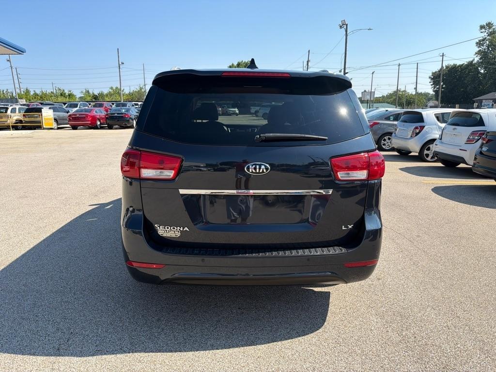 Kia Sedona 4dr Wgn LX 2016