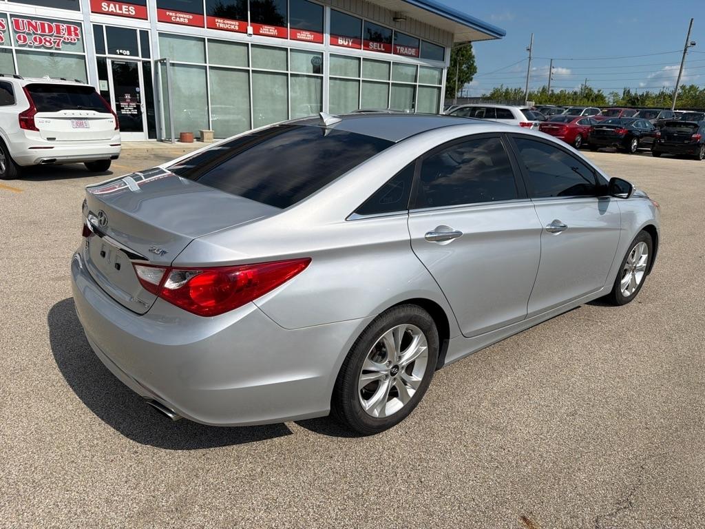 Hyundai Sonata 4dr Sdn 2.0L Auto Ltd w/17" Wheels 2011