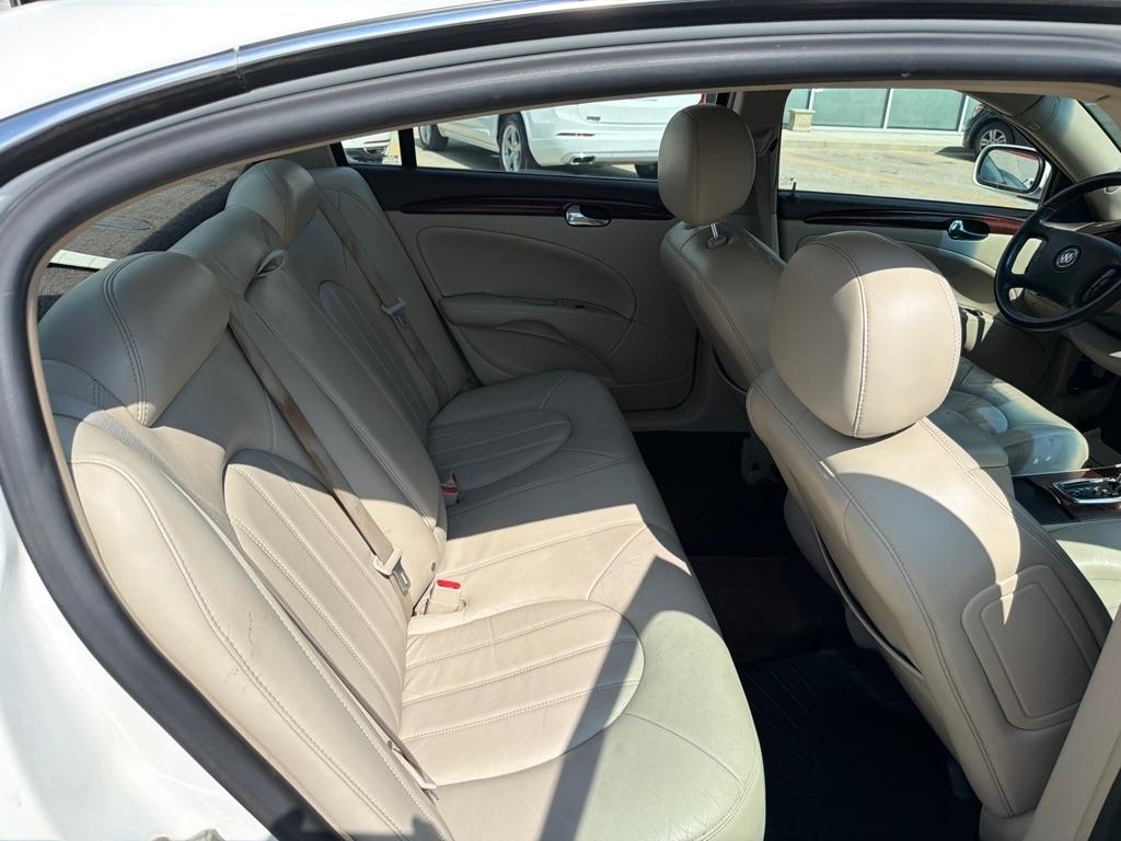 Buick Lucerne 4dr Sdn V6 CXL 2008