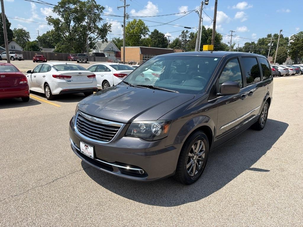 Chrysler Town & Country 4dr Wgn S 2015