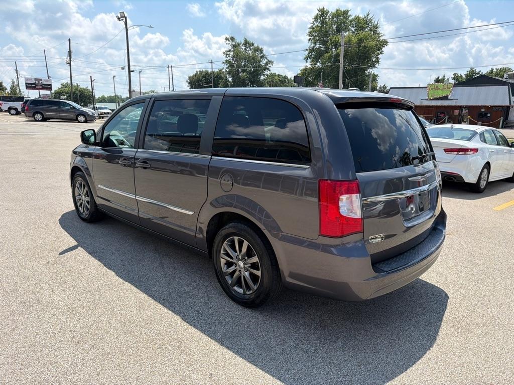 Chrysler Town & Country 4dr Wgn S 2015