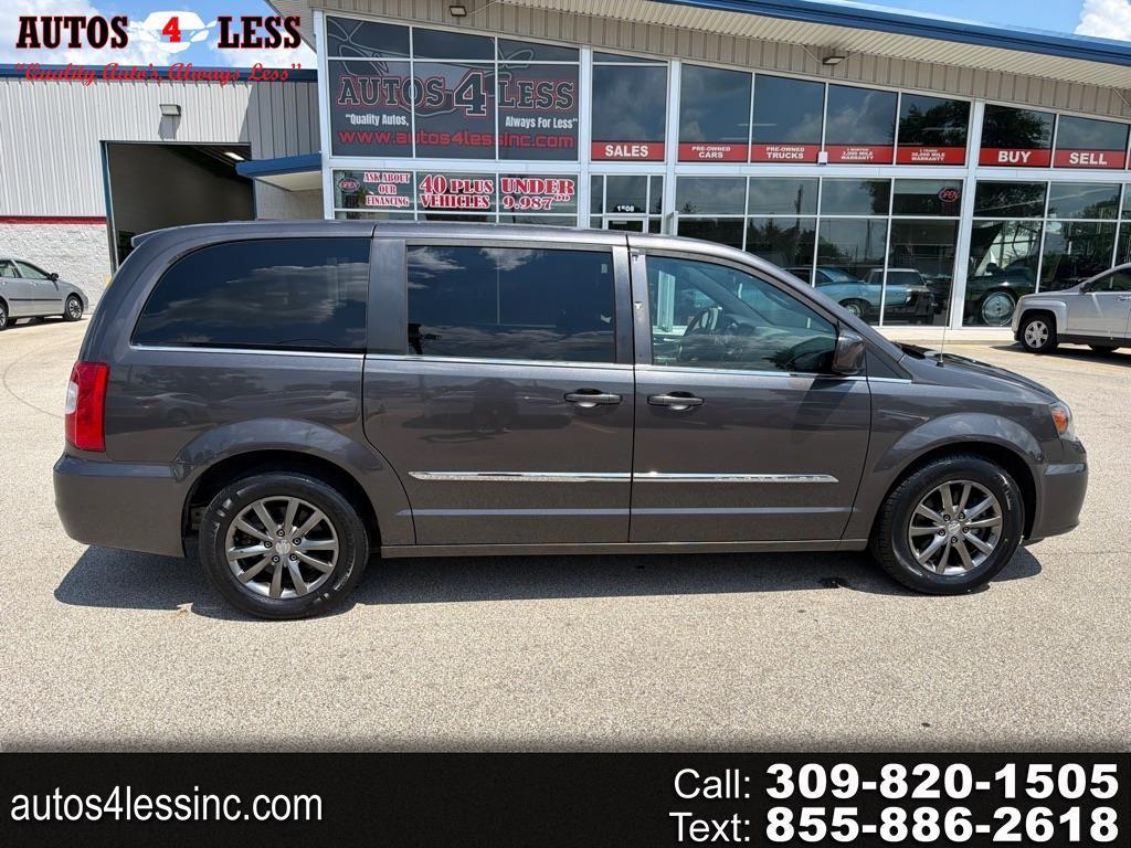 2015 Chrysler Town & Country 4dr Wgn S