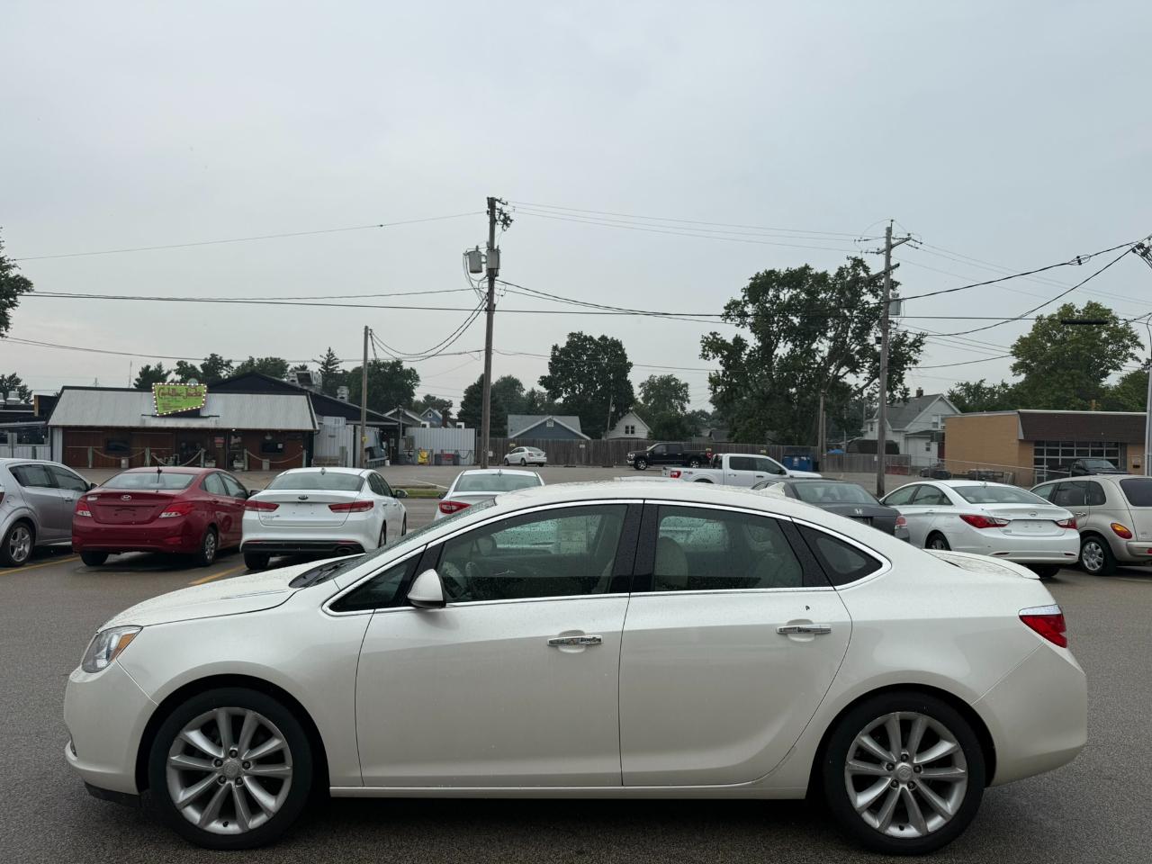 Buick Verano 4dr Sdn Convenience Group 2012